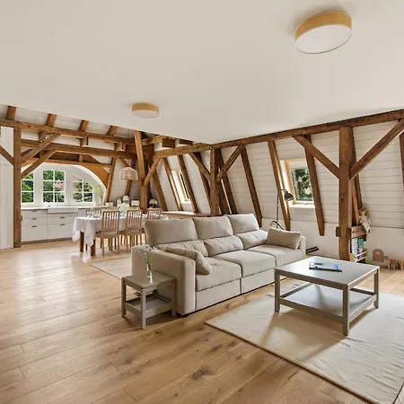 Apartment Meinecke - 3 'centennial Hall' *